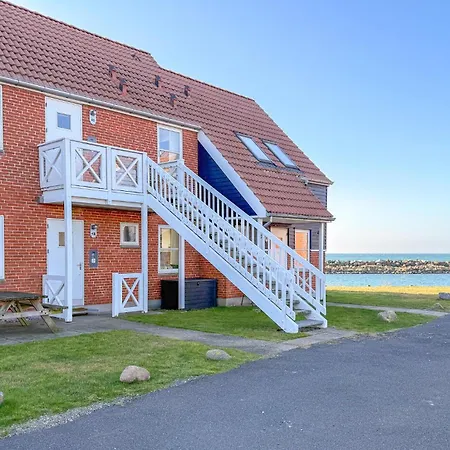 2 Bedroom Pet Friendly In *