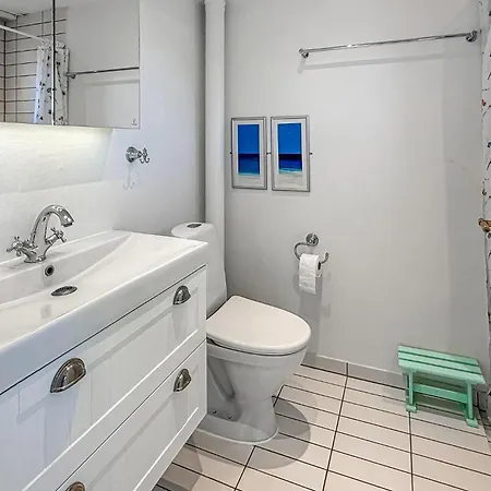 2 Bedroom Pet Friendly In