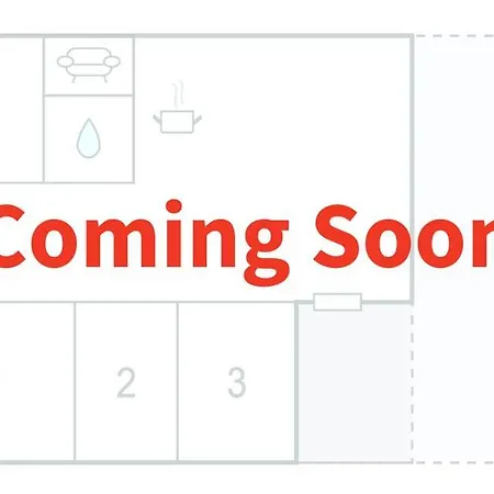 2 Bedroom Pet Friendly In アパート *